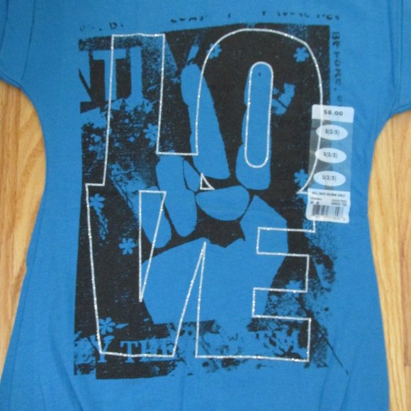 NO BOUNDARIES WOMEN'S JUNIOR'S SIZE S (3 / 5) T-SHIRT TEAL LOVE GRAPHIC SS NWT - Picture 2 of 5